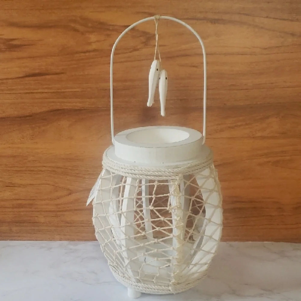 Coastal-theme White Wood Lantern with Starfish/Shell/Fishnet Accents, NWT